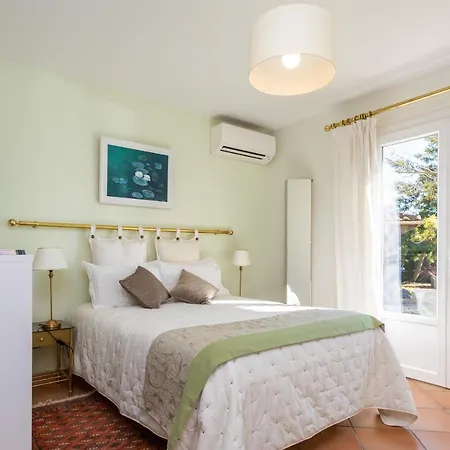 La Moniere Chambres D'hotes 3* Saubion